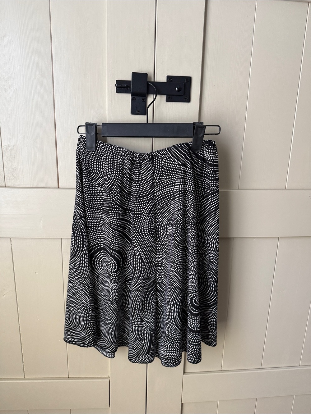 Black & White Swirl Mini Skirt - Classic Patterned A-Line